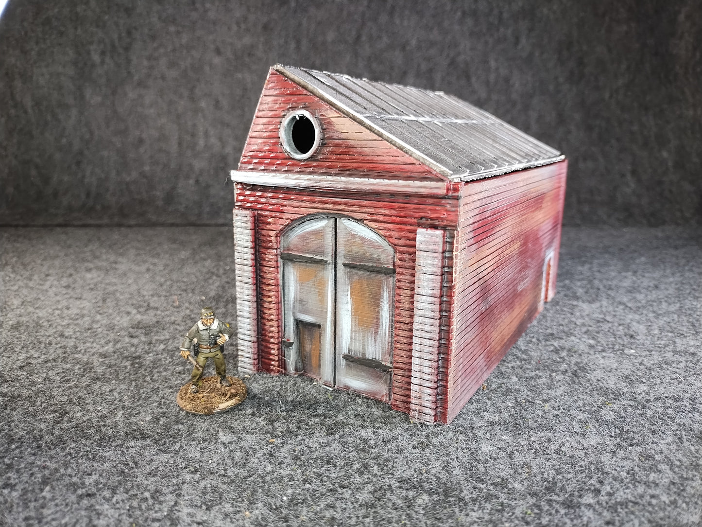 Single Warehouse Red - 28mm/Painted