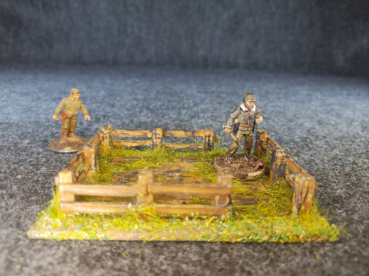 Small Base Dump Wood - Painted