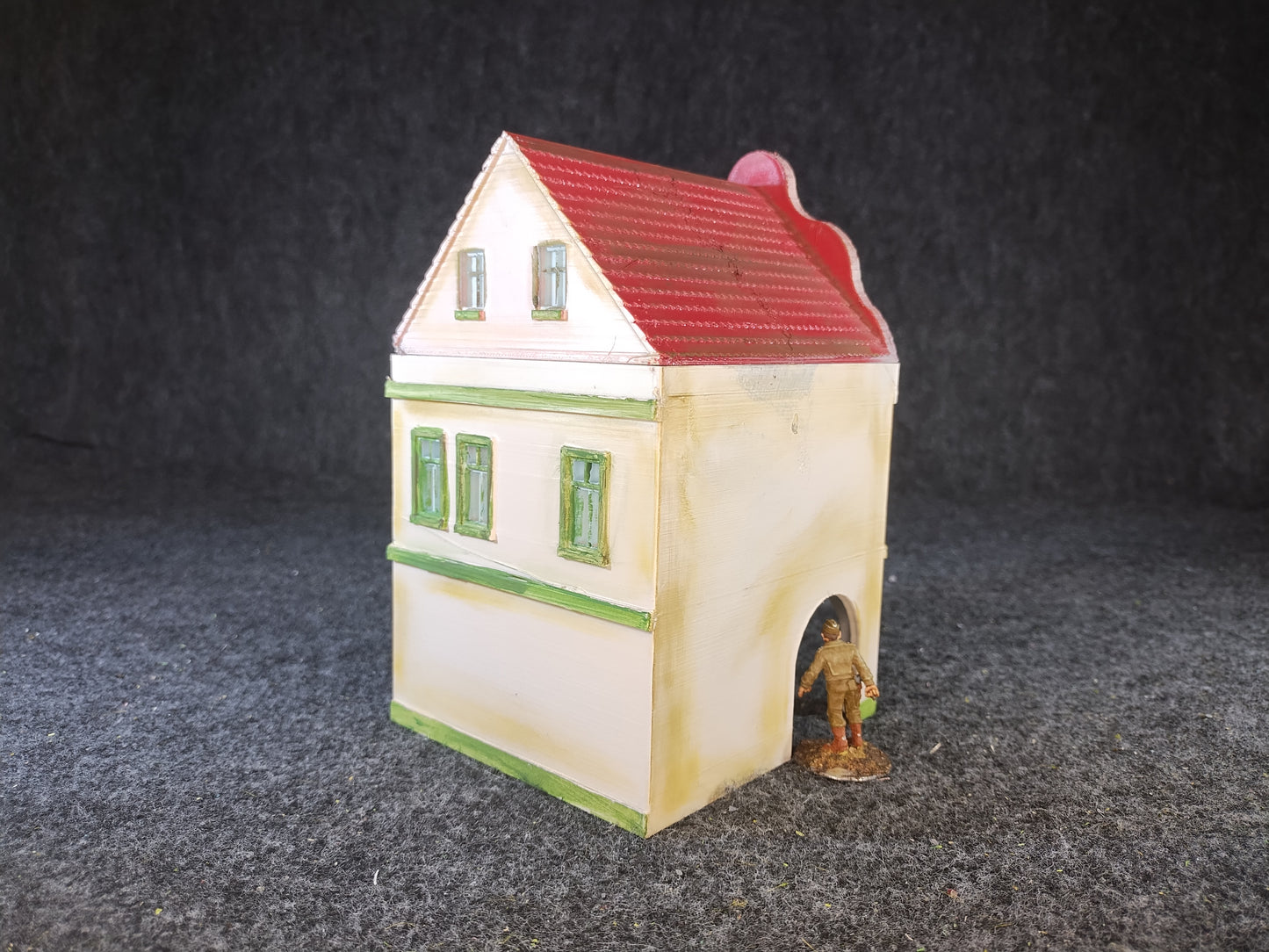 European House White/Red - 28mm/Painted