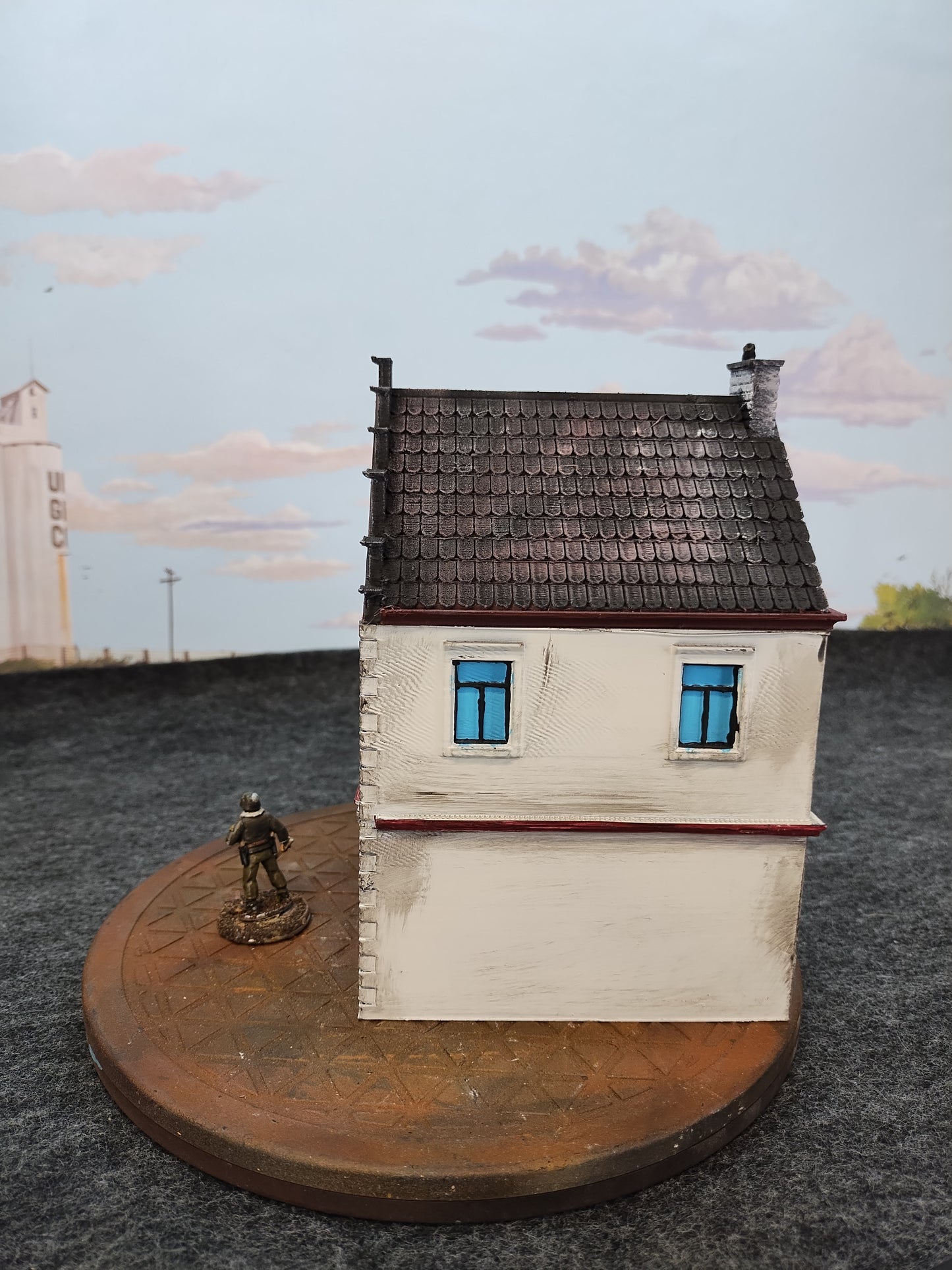 Normandy Town Shop White 4 - 28mm/Painted