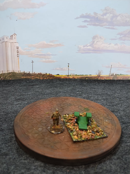 Tractor Wreck Small Green - - 28mm/Painted