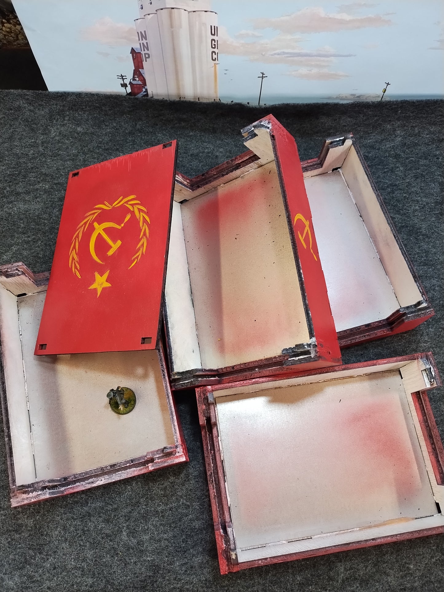 Soviet Carrying case for miniatures B