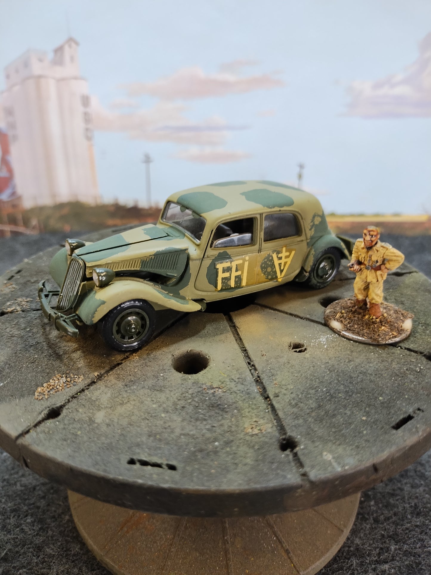 French FFI Car - Corgi