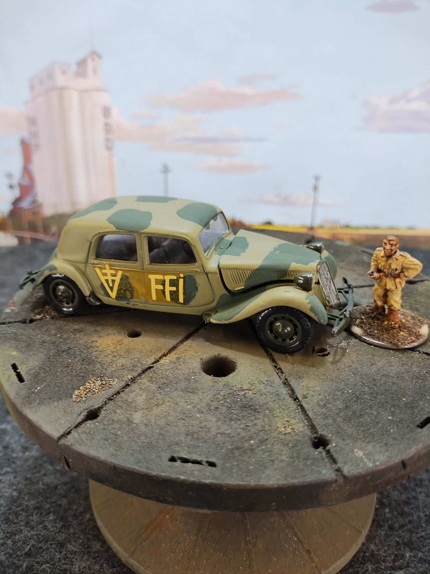 French FFI Car - Corgi