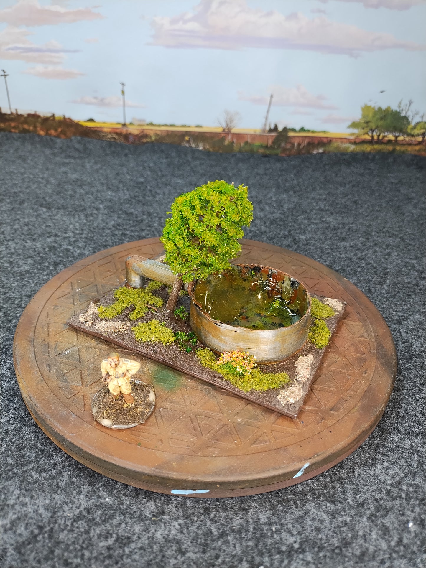 Water Trough  - 28mm/Painted