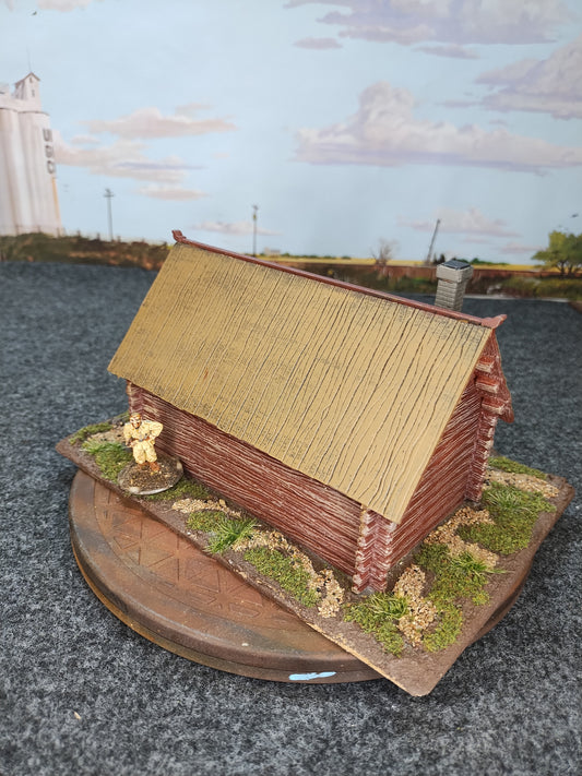 Log Cabin with wood Roof - 28mm/Painted