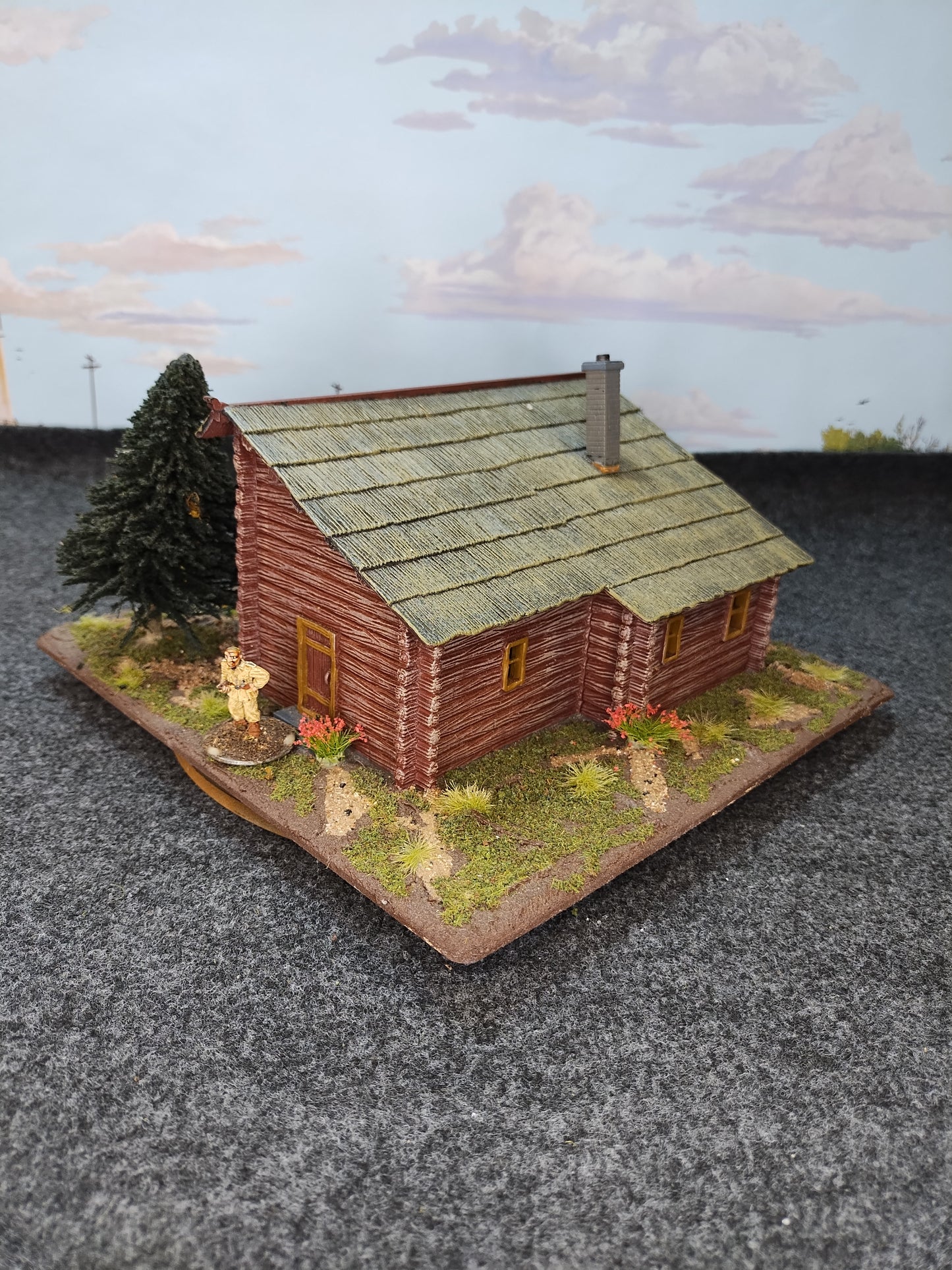 Large Wooden Cabin- 28mm/Painted