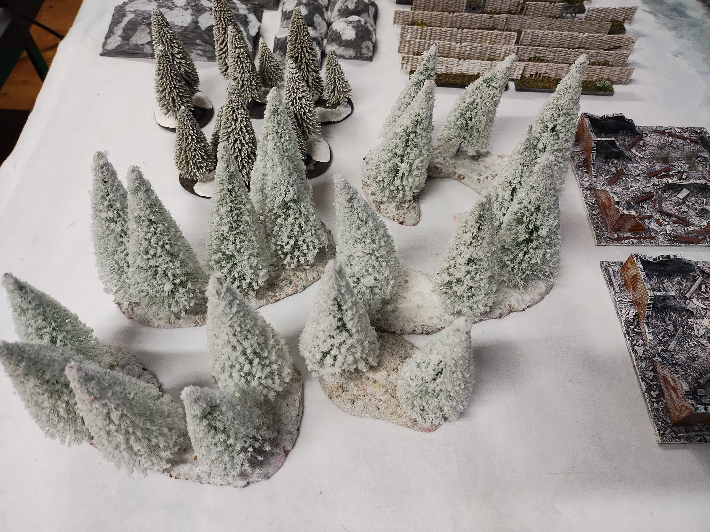 Eastern Europe Village Winter Map - 28mm