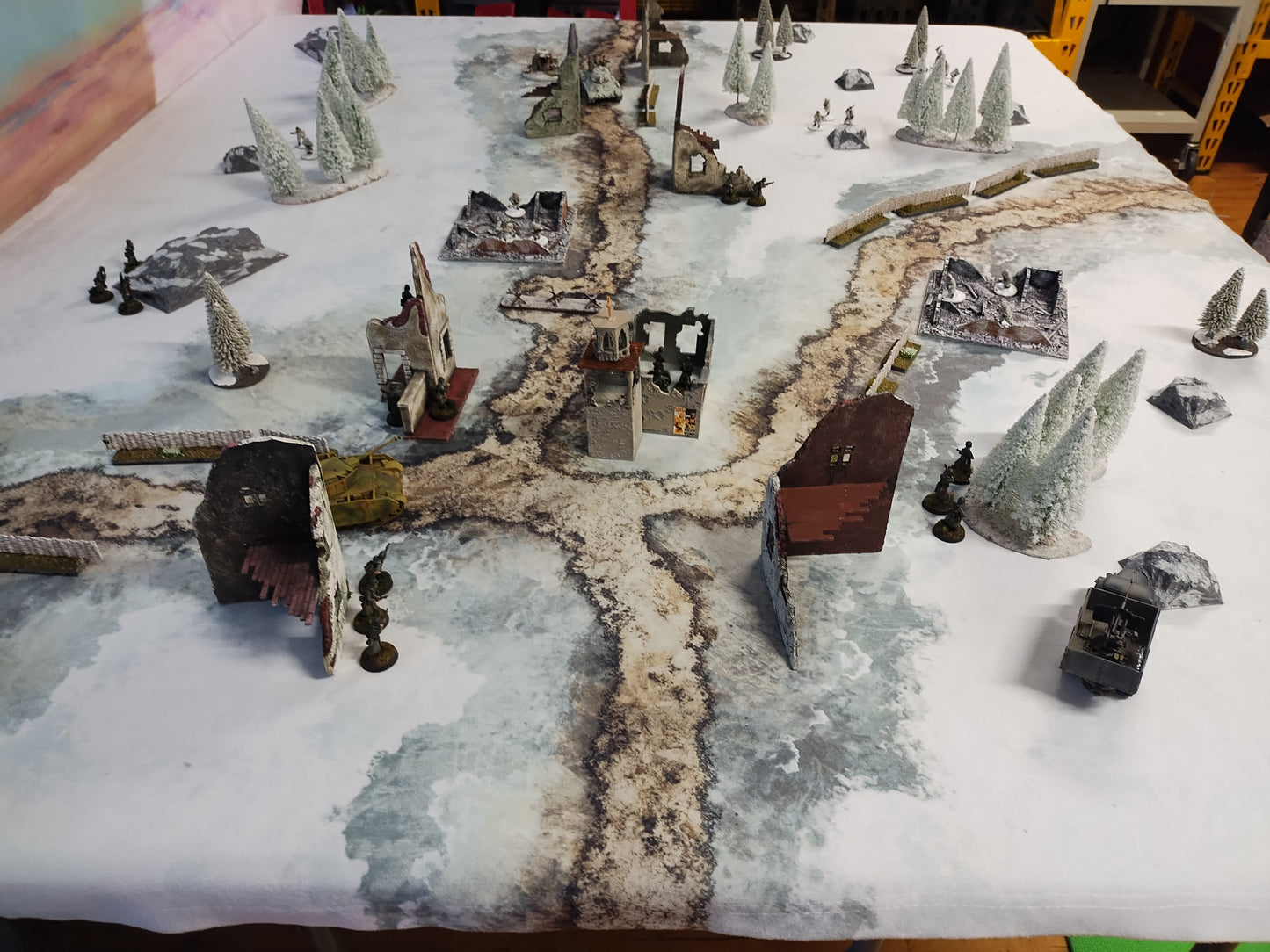 Eastern Europe Village Winter Map - 28mm