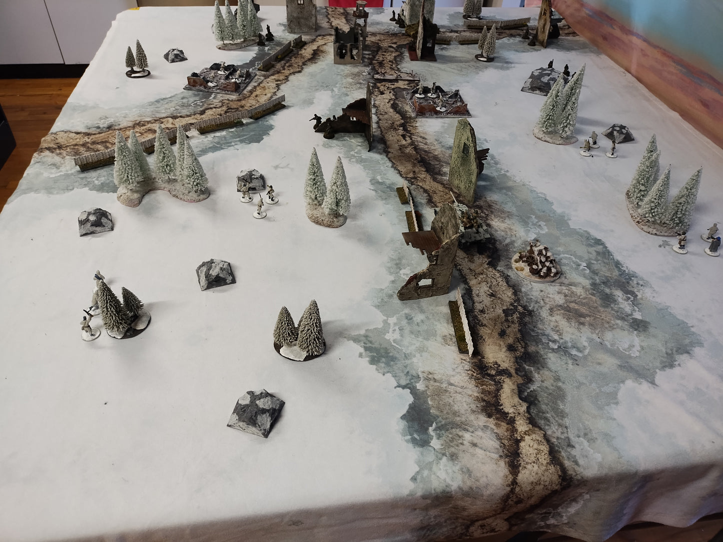 Eastern Europe Village Winter Map - 28mm