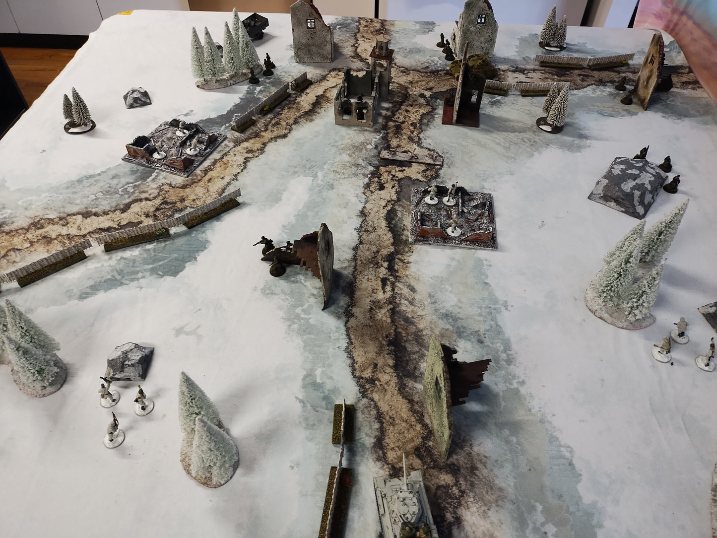 Eastern Europe Village Winter Map - 28mm