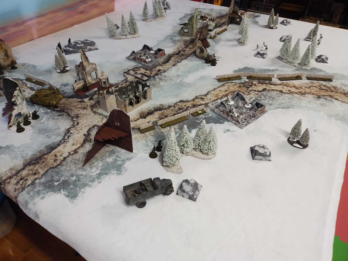 Eastern Europe Village Winter Map - 28mm