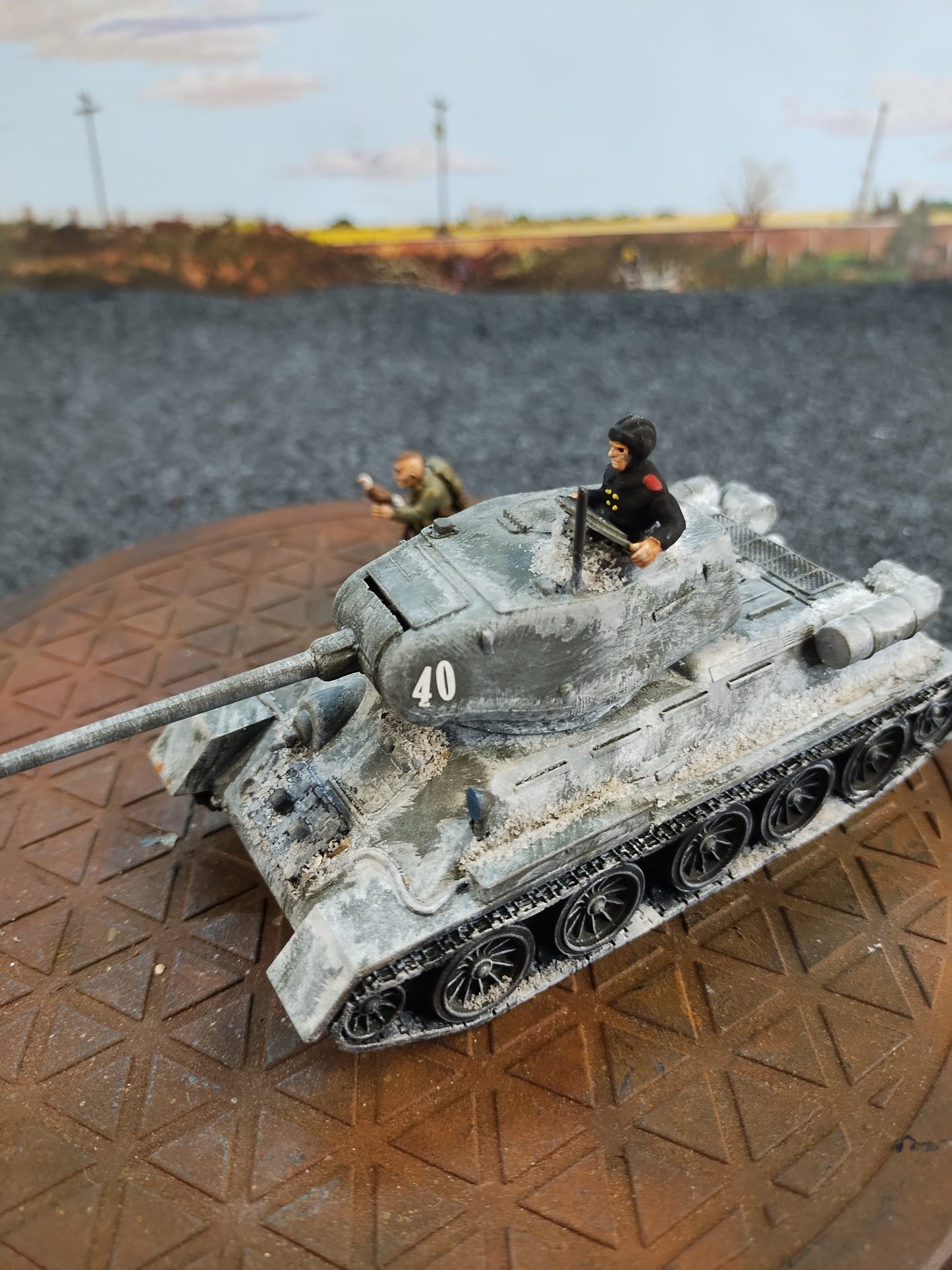 Soviet T-34/85 Snowed- 28mm