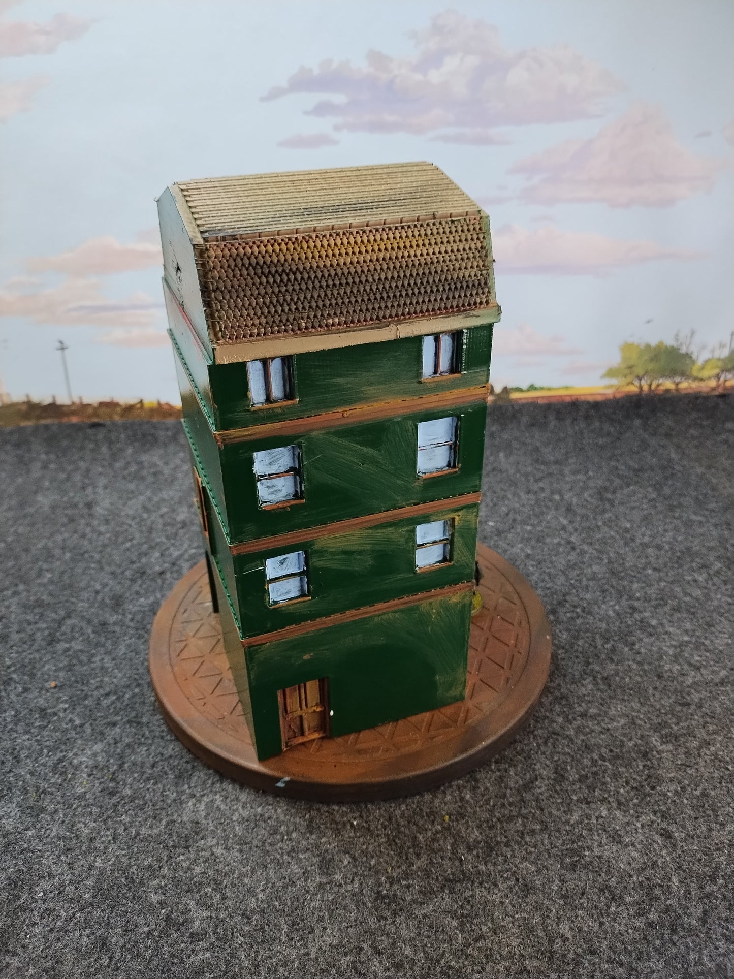 European Town Shop 3-story - 28mm/Painted
