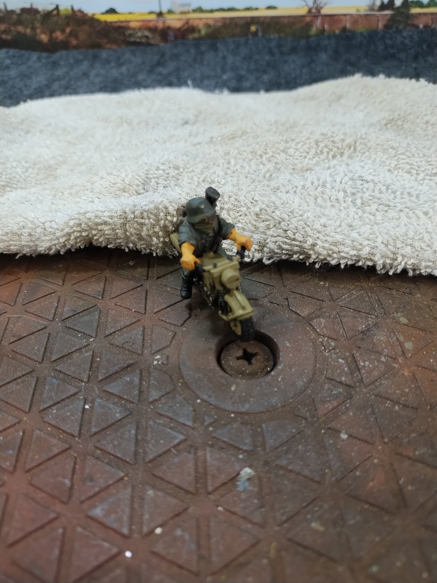 German Motorcyclist #F - 28mm/Painted