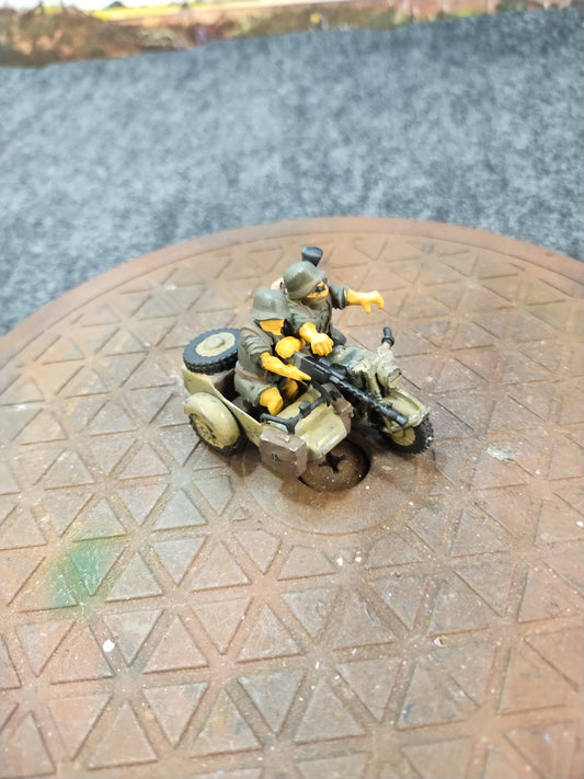 German Dual Motorcyclist #A - 28mm/Painted