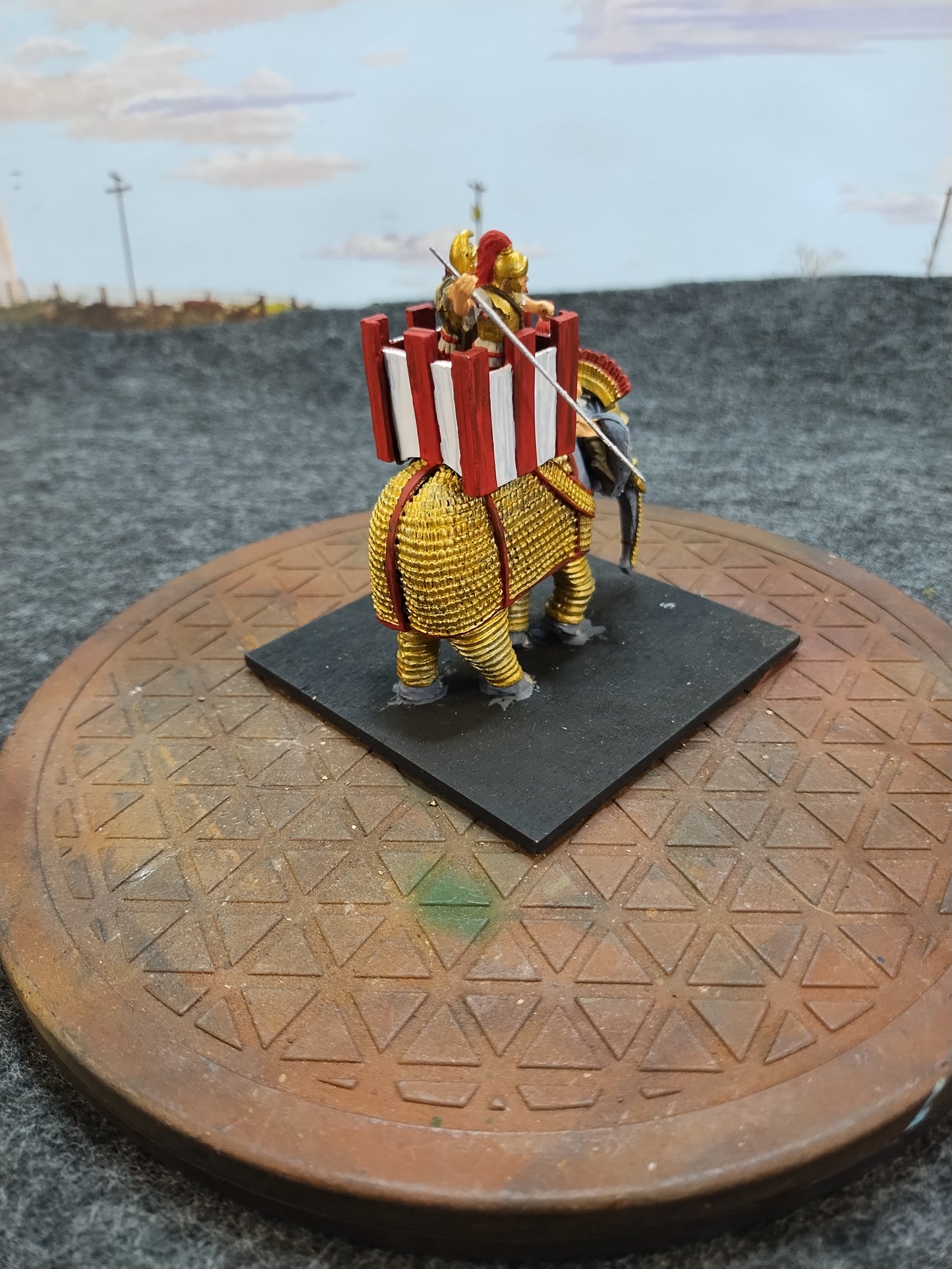 Macedonian War Elephant Red - Hail Caesar/28mm/Metal