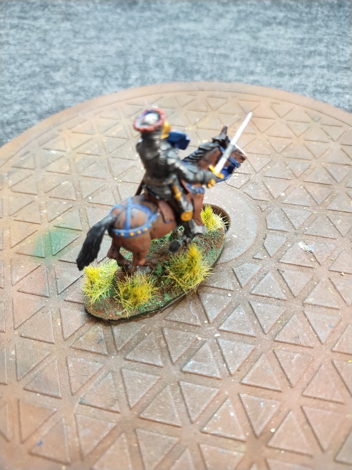 Medieval Mounted Knight B - Hail Caesar/28mm