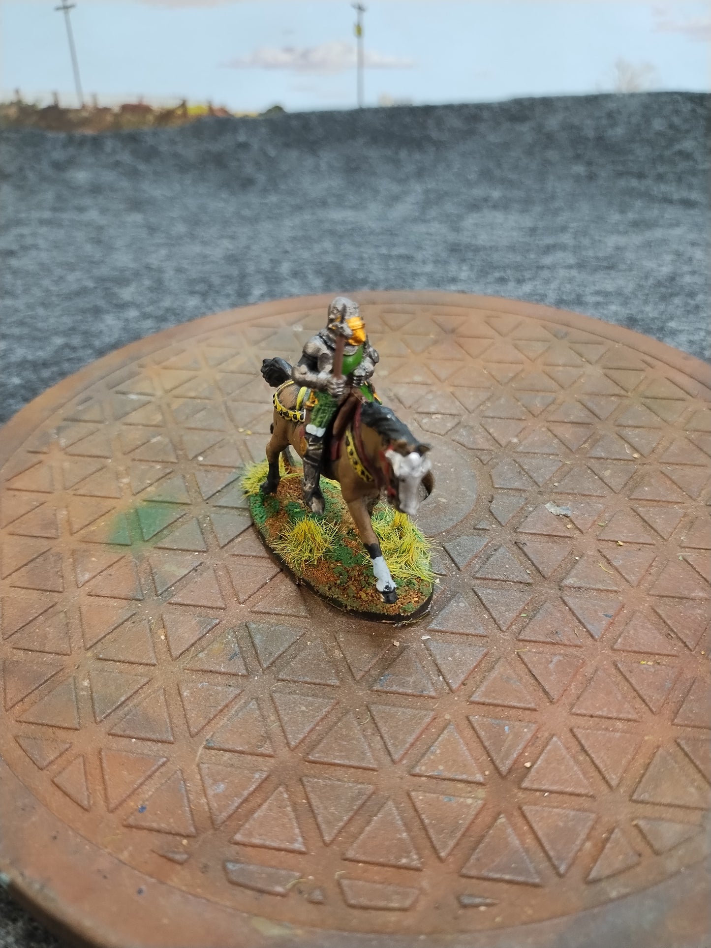 Medieval Mounted Knight D - Hail Caesar/28mm