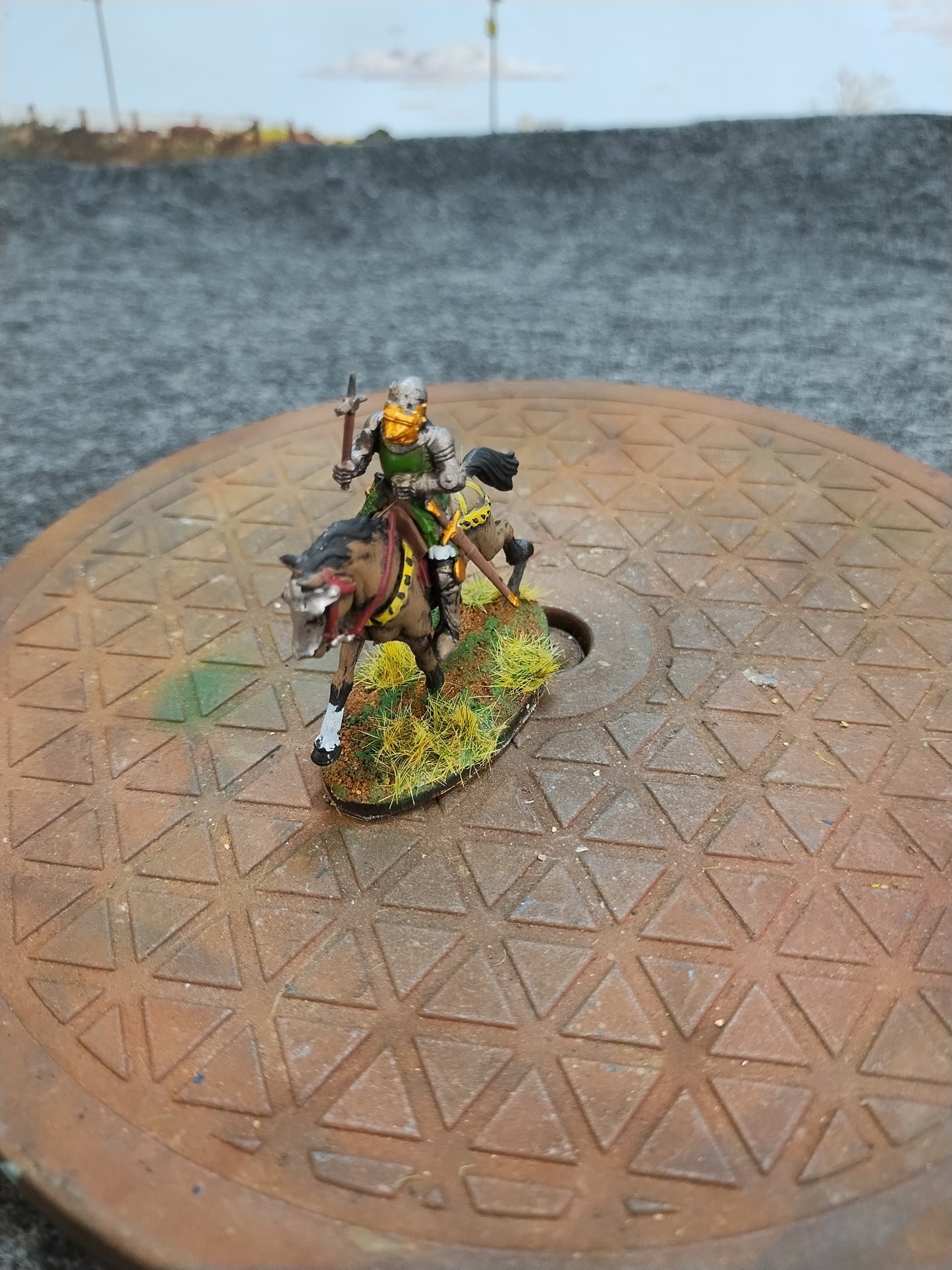 Medieval Mounted Knight D - Hail Caesar/28mm