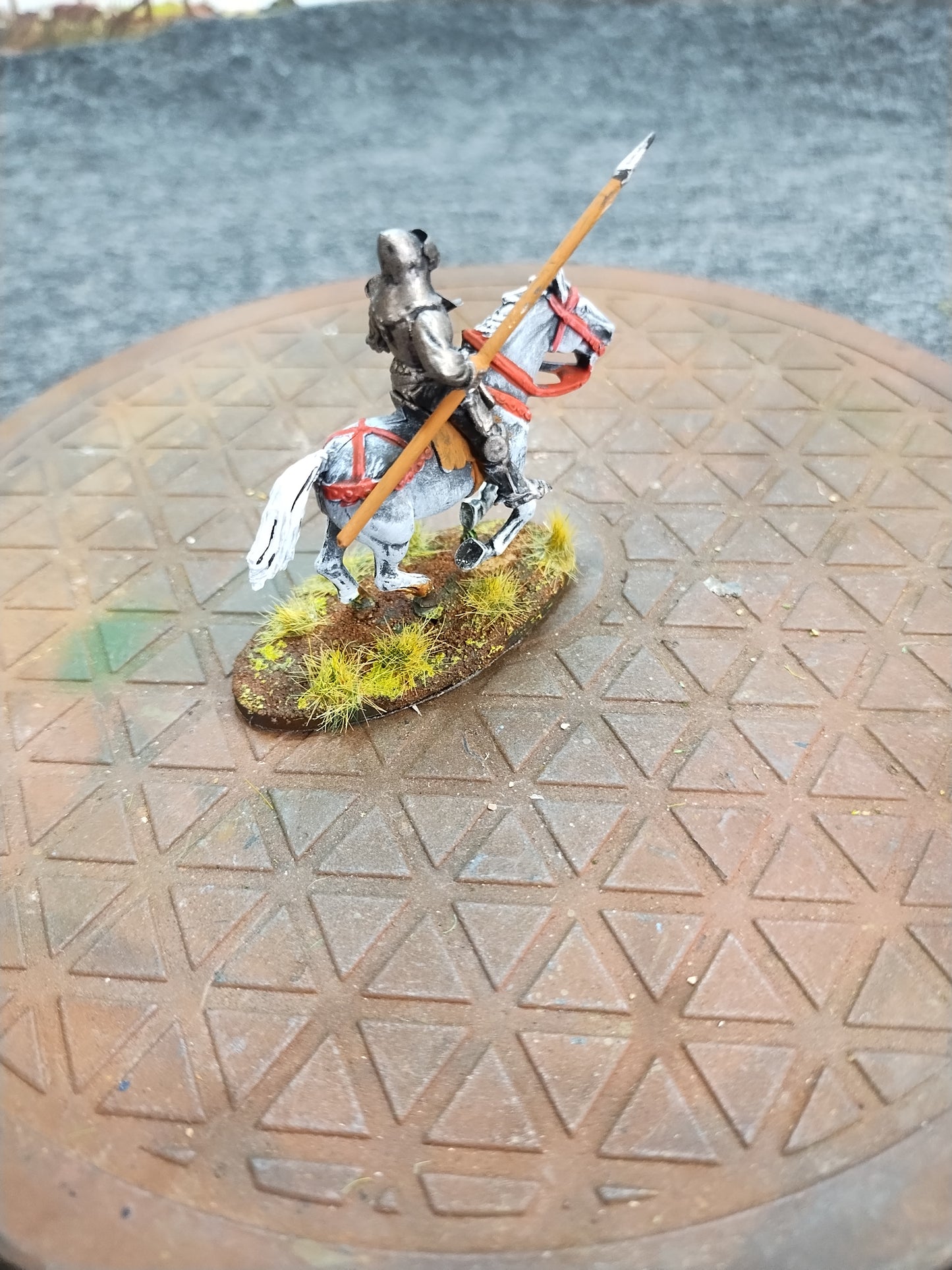 Medieval Mounted Knight I - Hail Caesar/28mm