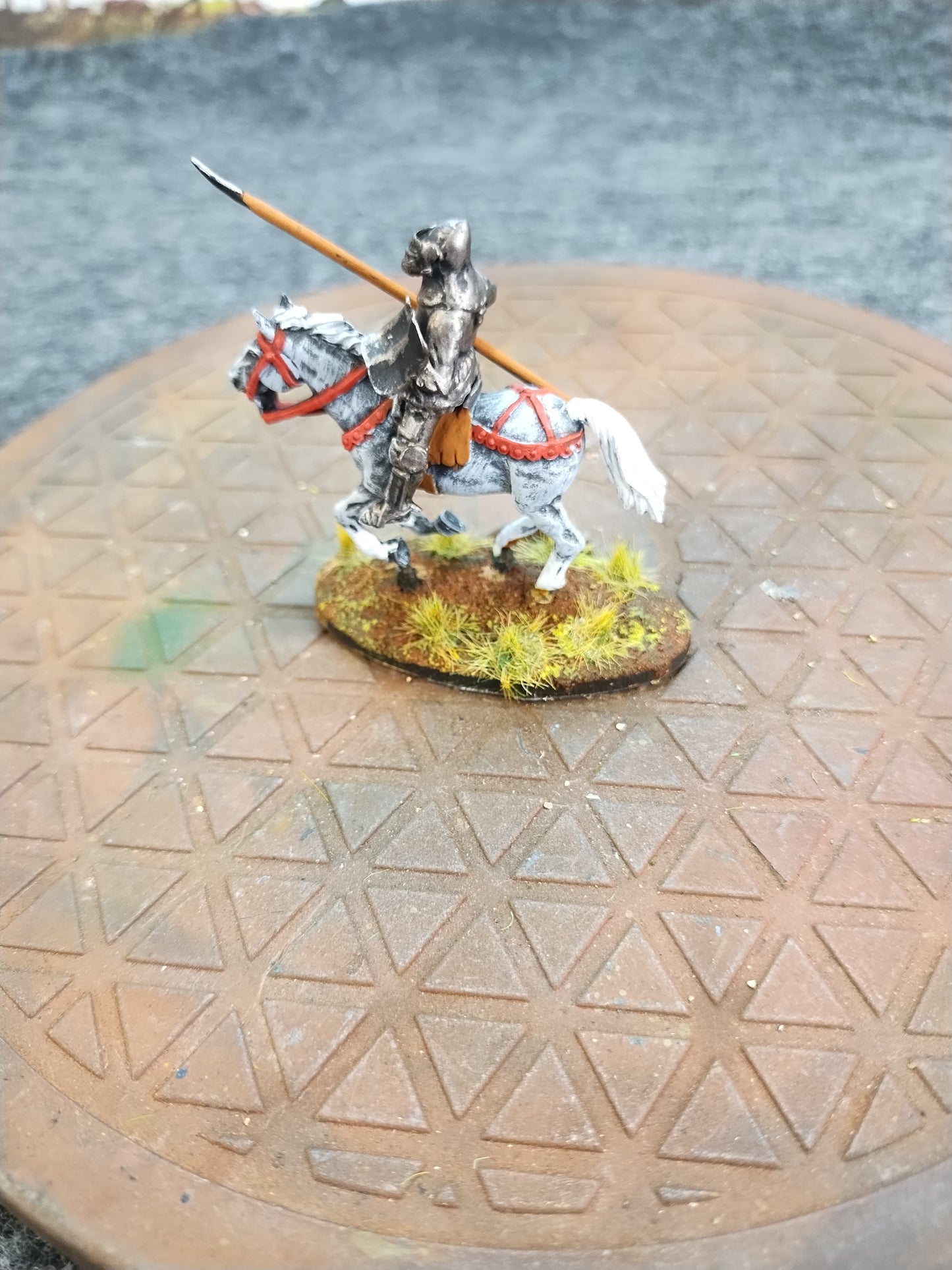 Medieval Mounted Knight I - Hail Caesar/28mm