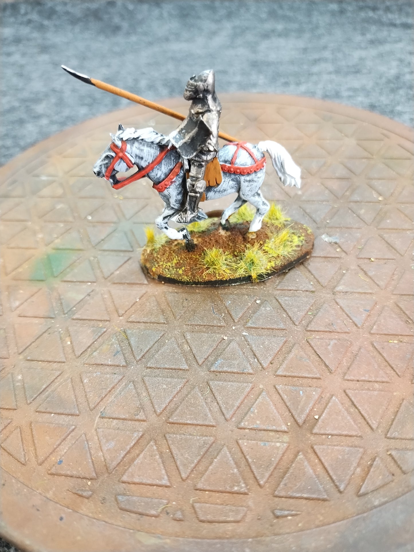 Medieval Mounted Knight I - Hail Caesar/28mm