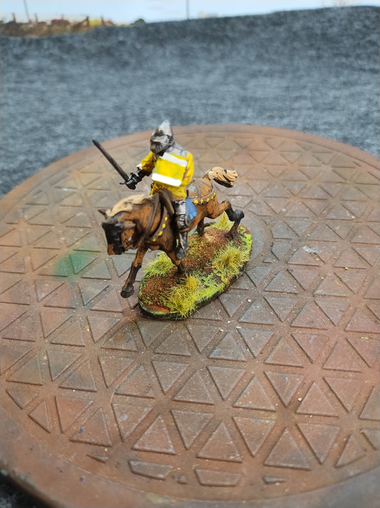 Medieval Mounted Knight J - Hail Caesar/28mm