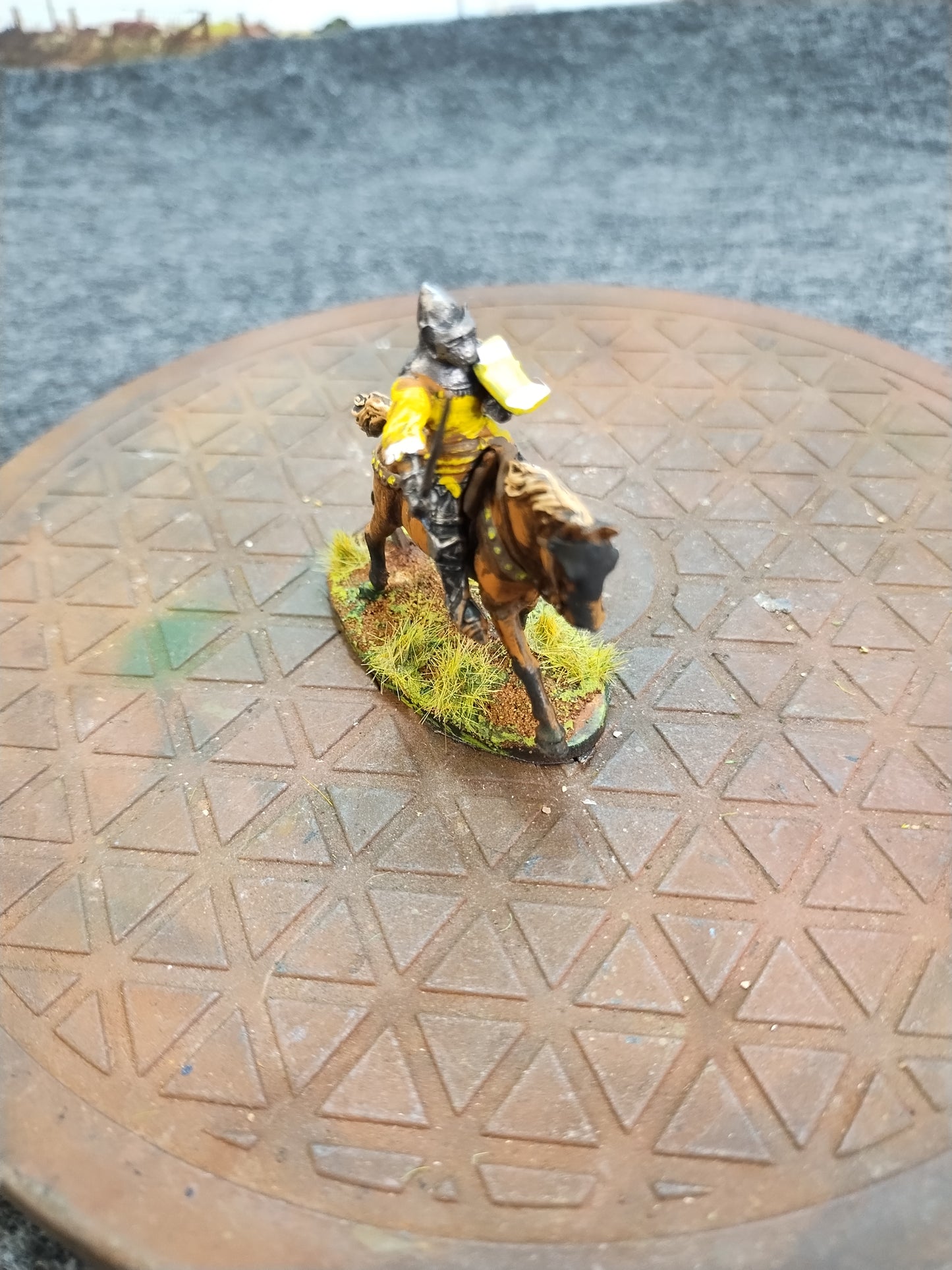 Medieval Mounted Knight J - Hail Caesar/28mm