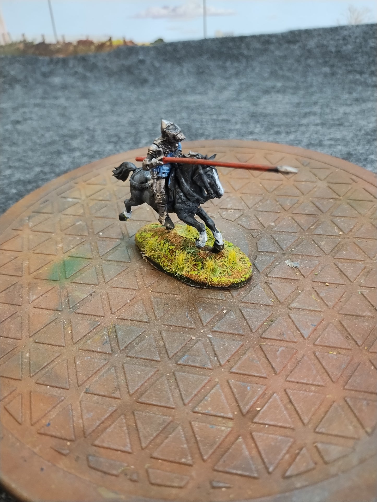 Medieval Mounted Knight M - Hail Caesar/28mm