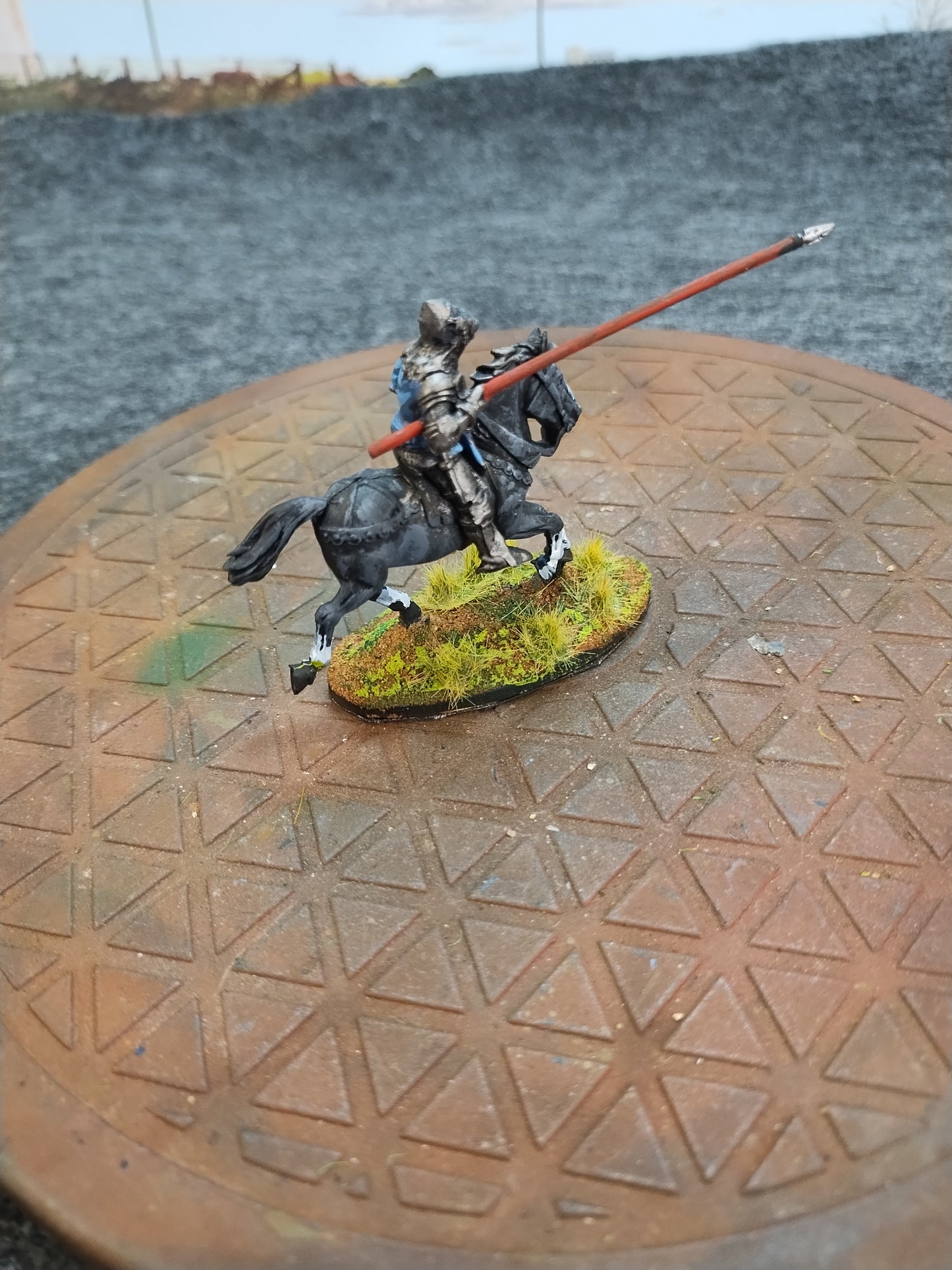 Medieval Mounted Knight M - Hail Caesar/28mm