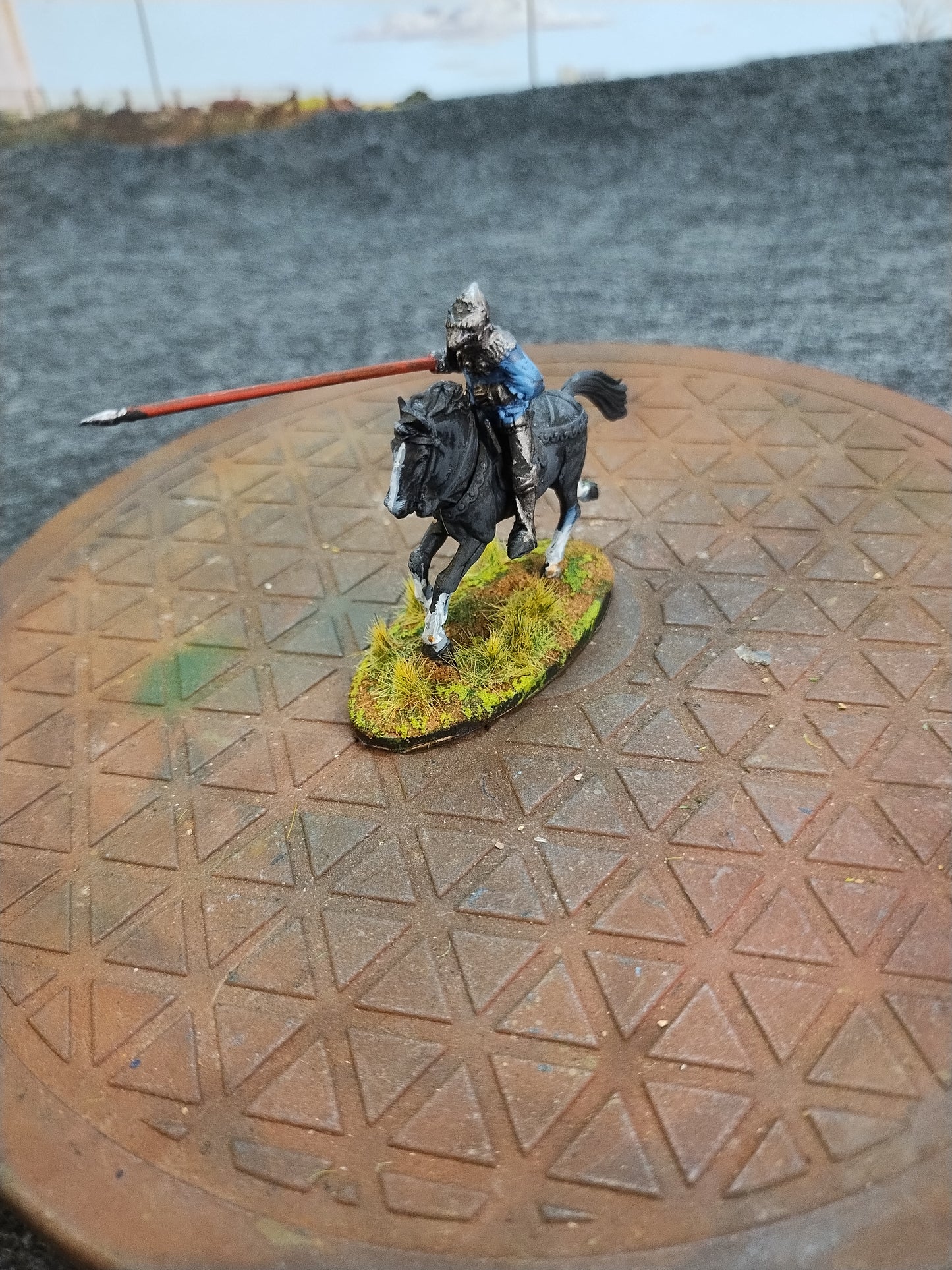 Medieval Mounted Knight M - Hail Caesar/28mm