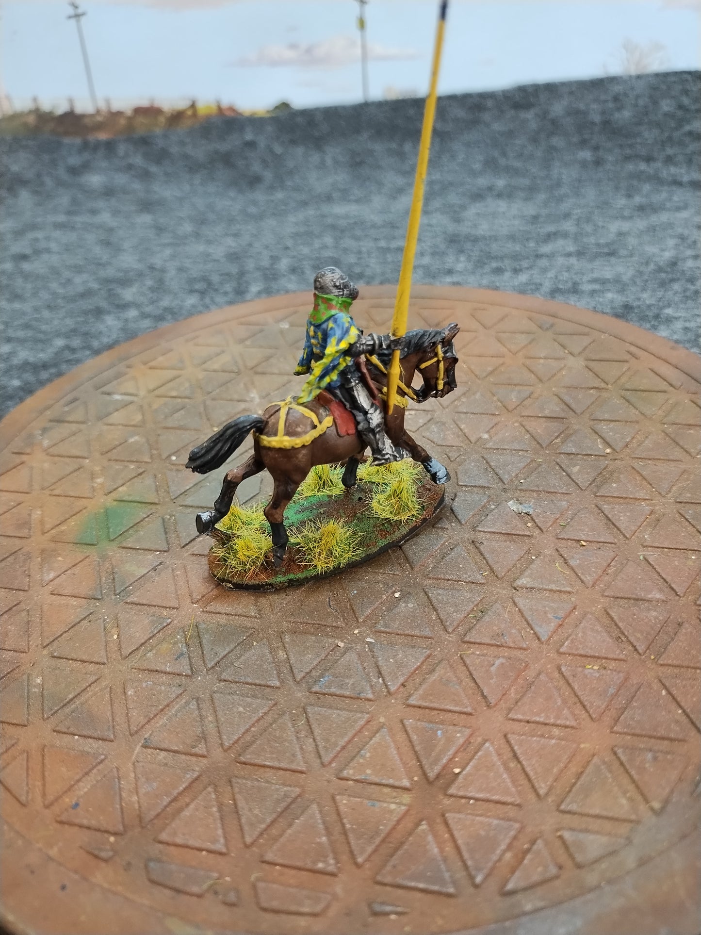 Medieval Mounted Knight O - Hail Caesar/28mm