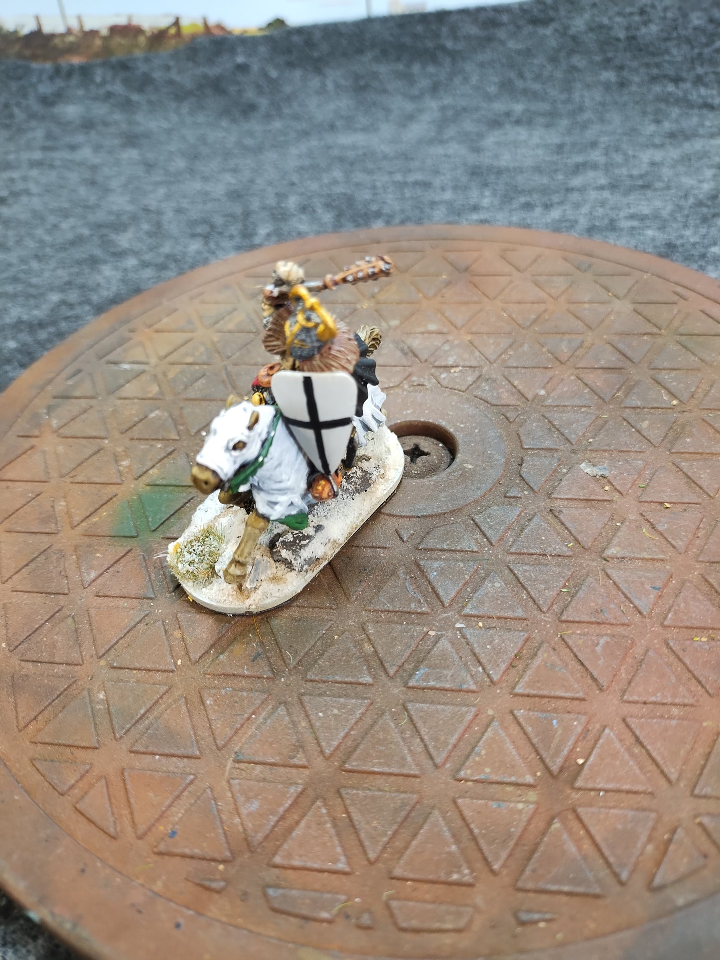 Medieval Mounted Knight V - Hail Caesar/28mm