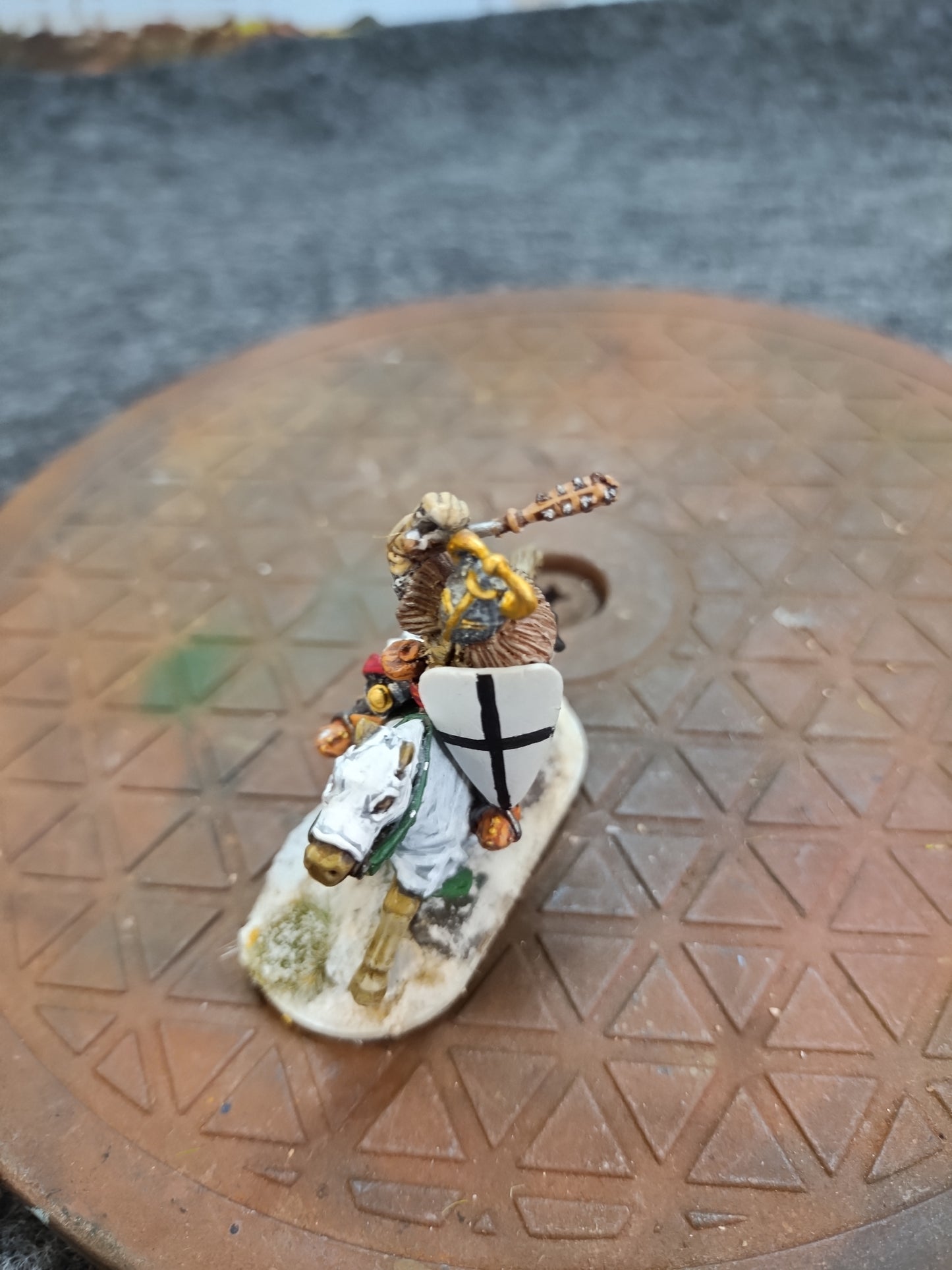 Medieval Mounted Knight V - Hail Caesar/28mm