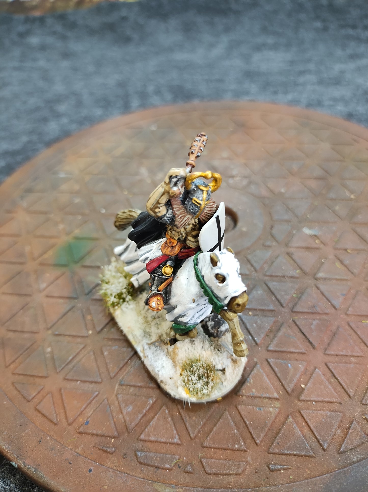 Medieval Mounted Knight V - Hail Caesar/28mm