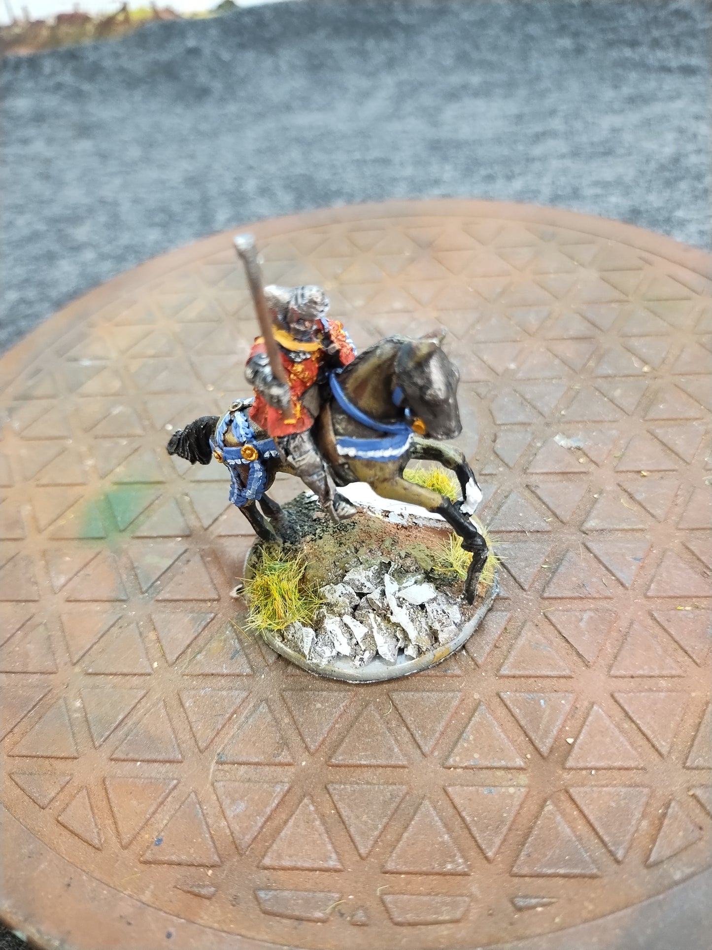 Medieval Mounted Knight X - Hail Caesar/28mm