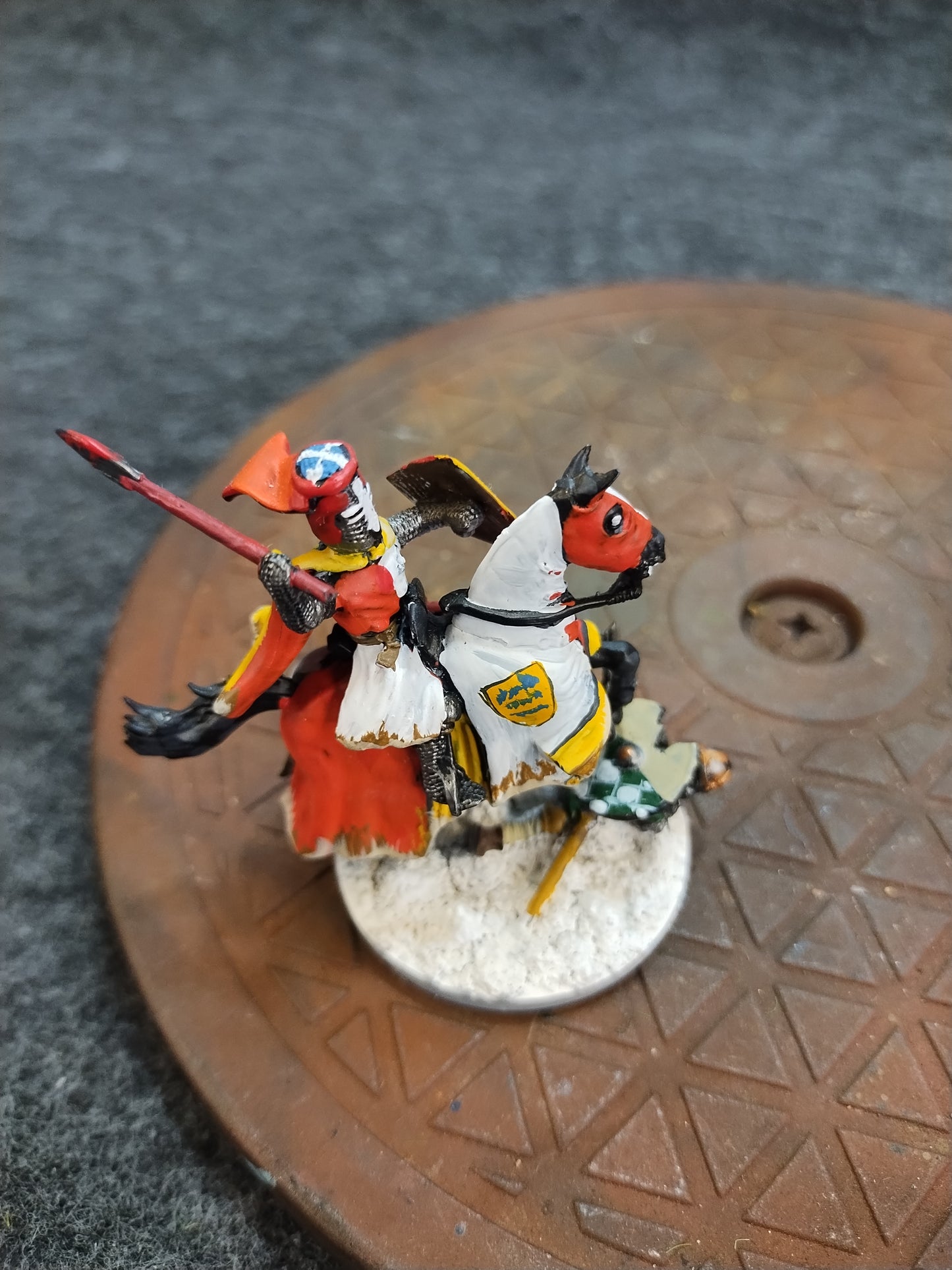 Medieval Mounted Knight Y - Hail Caesar/28mm