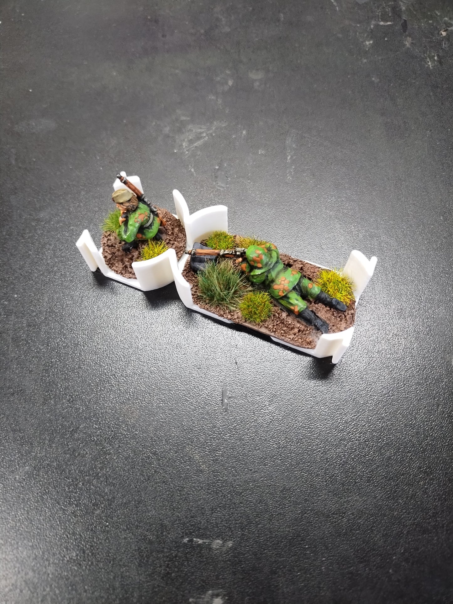 Minatare Holder for 28mm Miniatures Lozenges Bundle - White