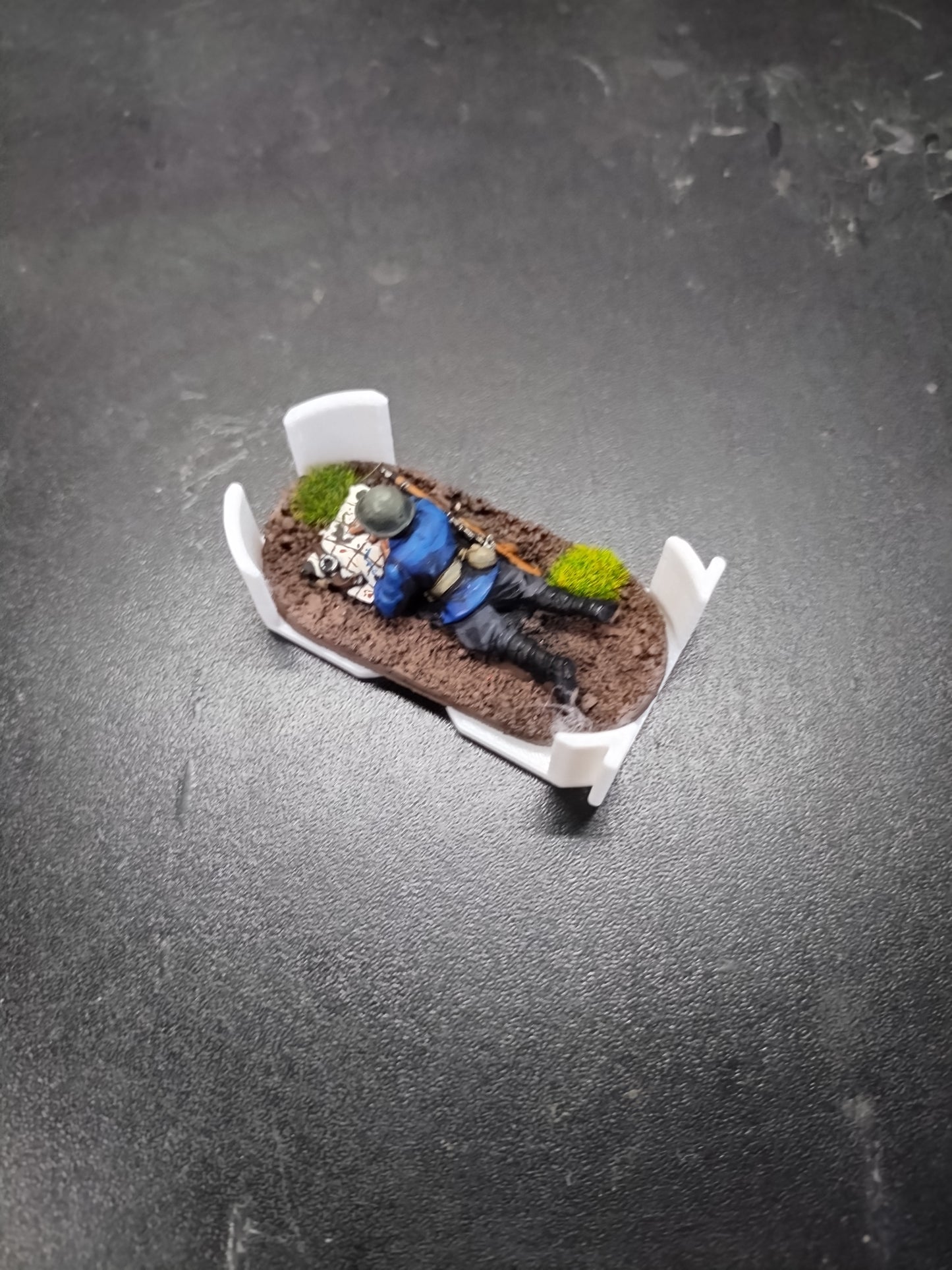 Minatare Holder for 28mm Miniatures Lozenges Bundle - White